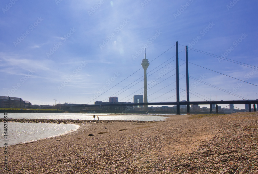 Stadtpanorama von Düsseldorf Stadtpanorama von Düsseldorf