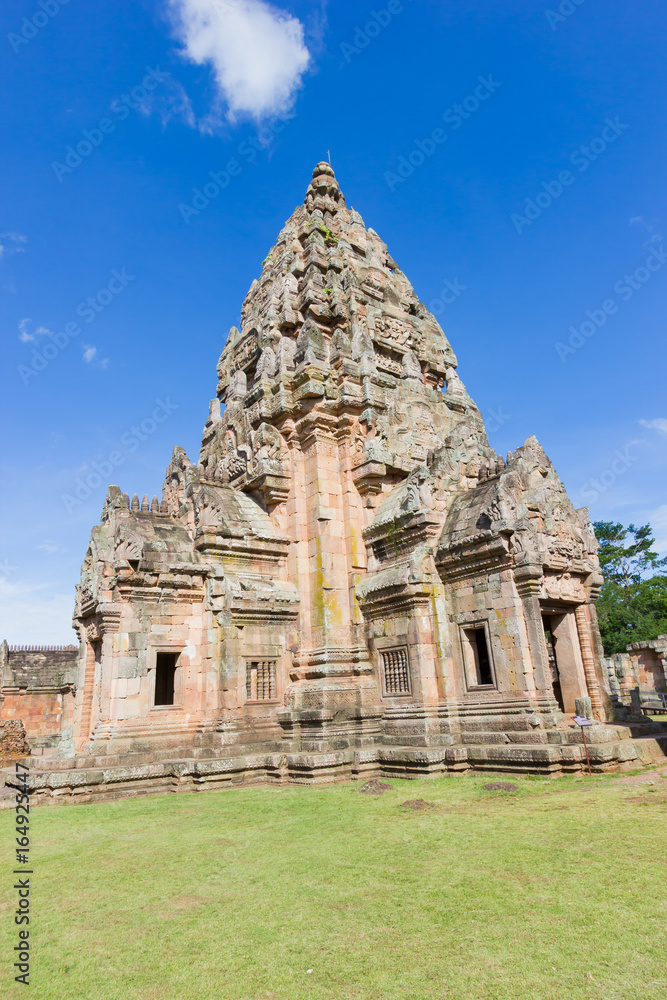 Prasat Hin Phanom Rung, Impressive Ancient Khmer Temple in Buriram Province of Thailand