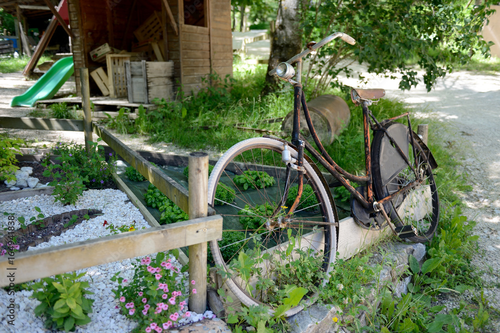 custom made wallpaper toronto digitalAltes Fahrrad