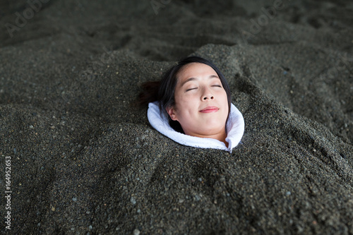 Woman enjoy Surigahama Spa in Ibusuki of Japan
