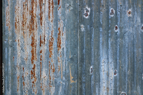 Rusty on galvanized iron
