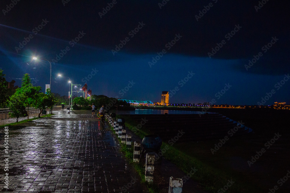 Φωτογραφία Laos Vientiane : ビエンチャン・ラオス・夜景