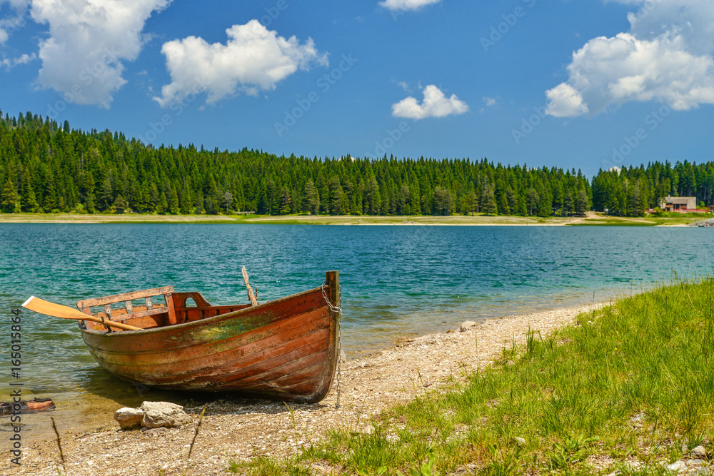 Boat on the coast of Black Lake
