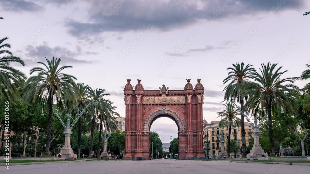 Arc De Triomf, Barcelona, Spain timelapse 1080P Arc De Triomf, Barcelona, Spain timelapse 1080P