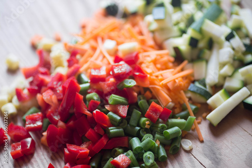 Fotografie chopped vegetables selective focus