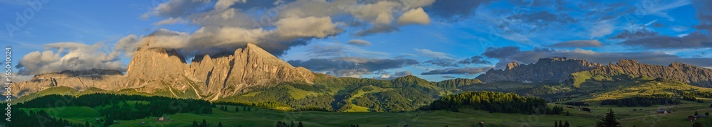 Fototapeta premium Italy south tyrol dolomites mountains Langkofel Plattkofel panoramic