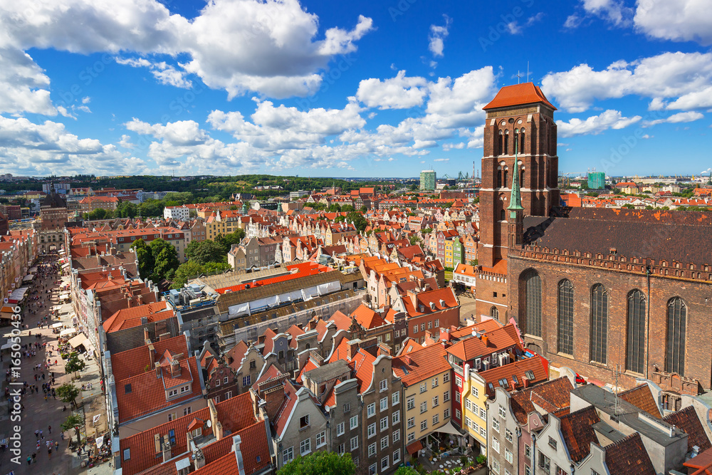 Fototapeta premium Saint Mary Cathedral in the old town of Gdansk, Poland