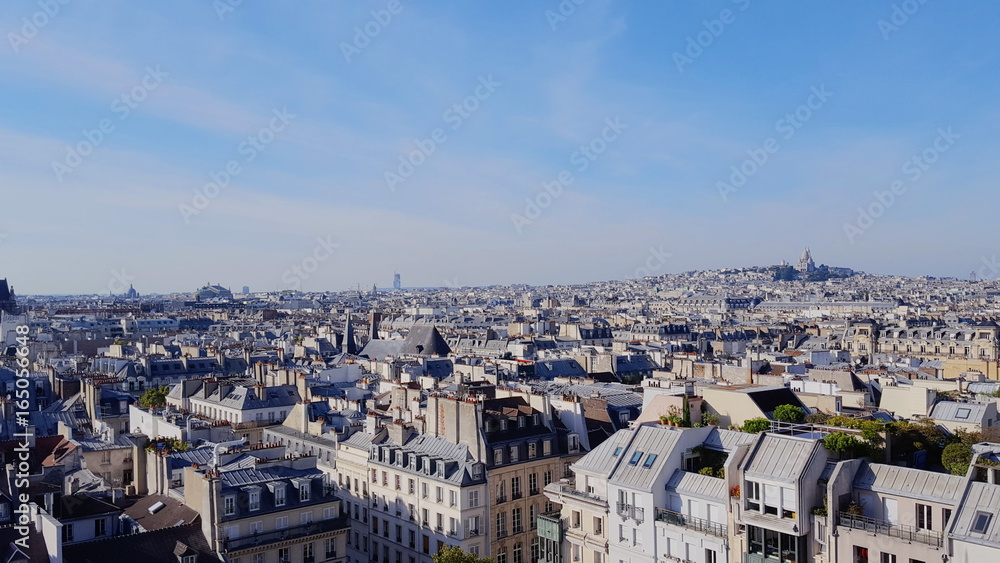 Obraz premium Paris skyline from the Georges Pompidou center museum