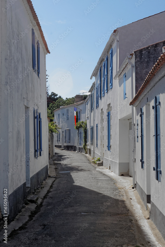 NOIRMOUTIER : maisons traditionnelles