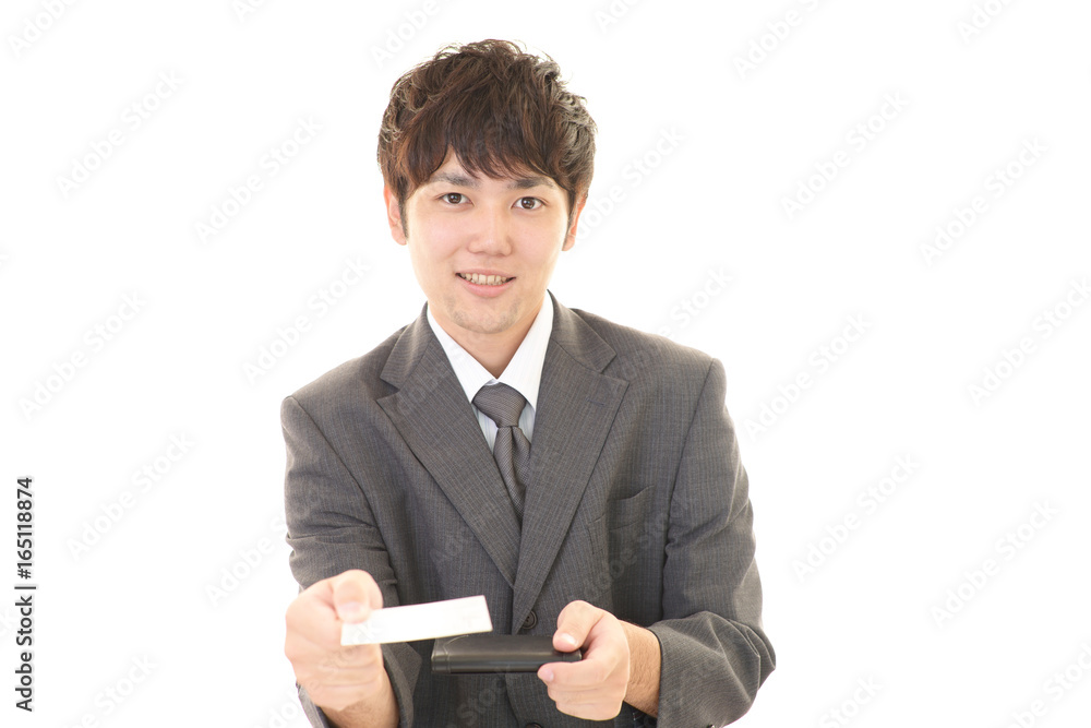 名刺交換をするビジネスマン 名刺交換をするビジネスマン