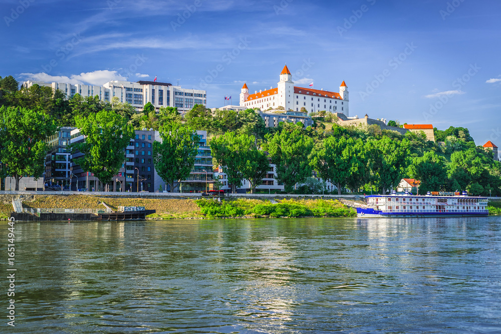 Bratislava castle and river Danube, Slovakia Bratislava castle and river Danube, Slovakia