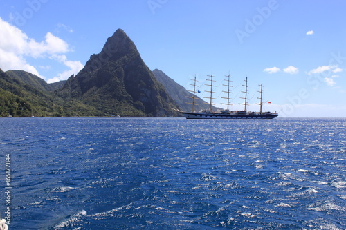 Fototapeta bateau  caraïbes sainte lucie piton les grenadines