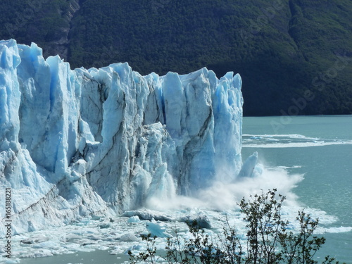 Perito Moreno Glacier © ewa