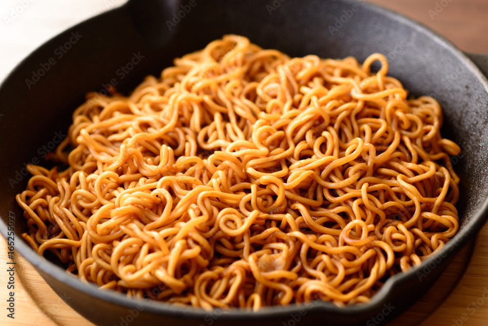 インスタント焼きそば インスタント焼きそば