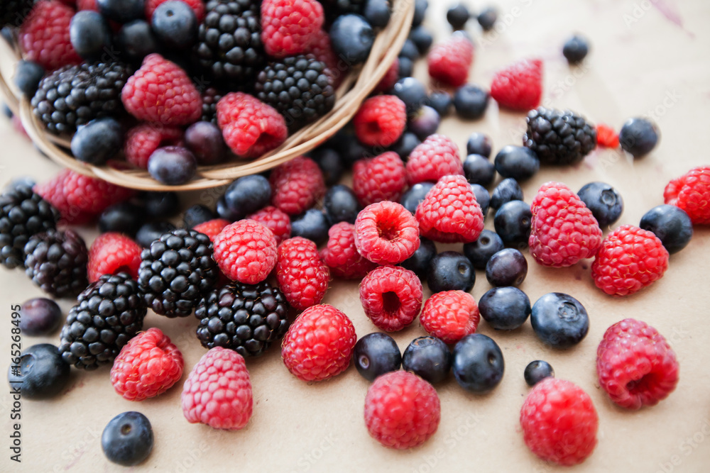 fresh antioxidant food raspberry blueberry blackberry fresh antioxidant food raspberry blueberry blackberry