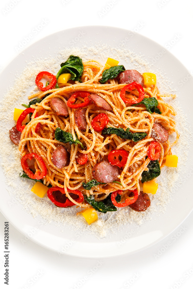 Pasta with tomato sauce and spinach