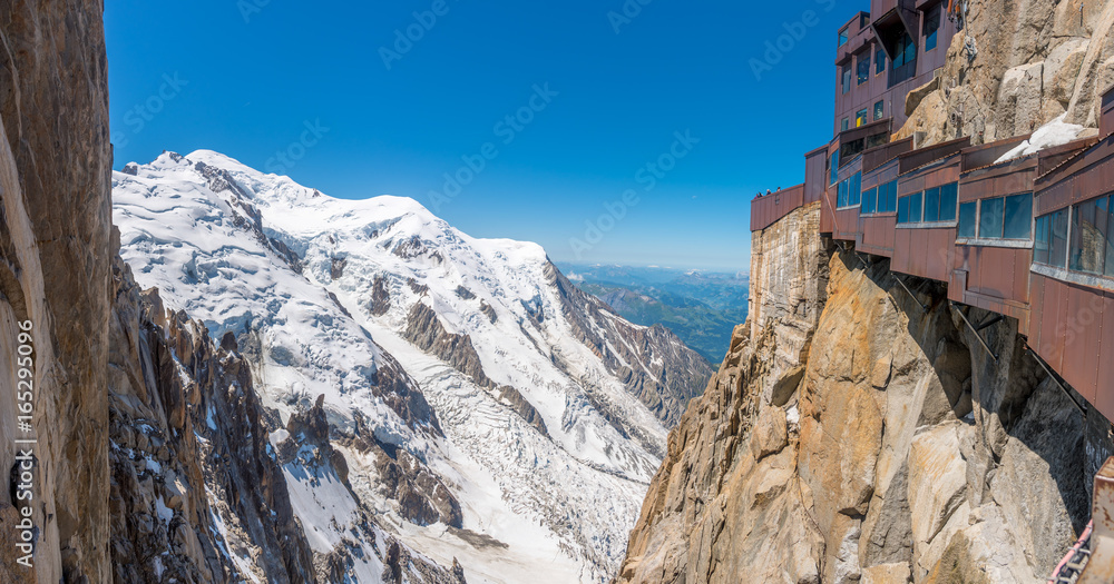 Naklejka premium Le Mont Blanc depuis l'aiguille du midi