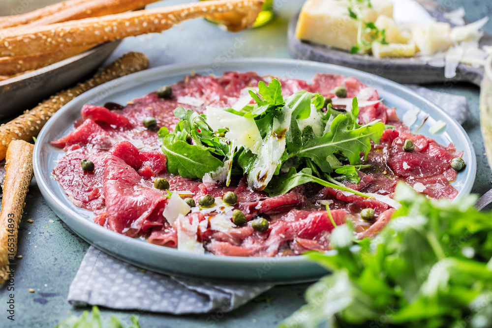 Rinder Carpaccio Teller Rinder Carpaccio Teller
