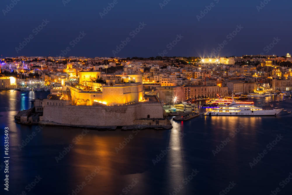 Fototapeta premium Valletta by Night