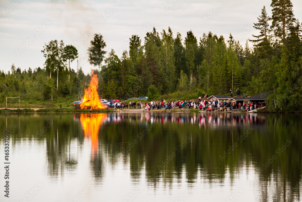 Obraz premium Mid-summer bonfire