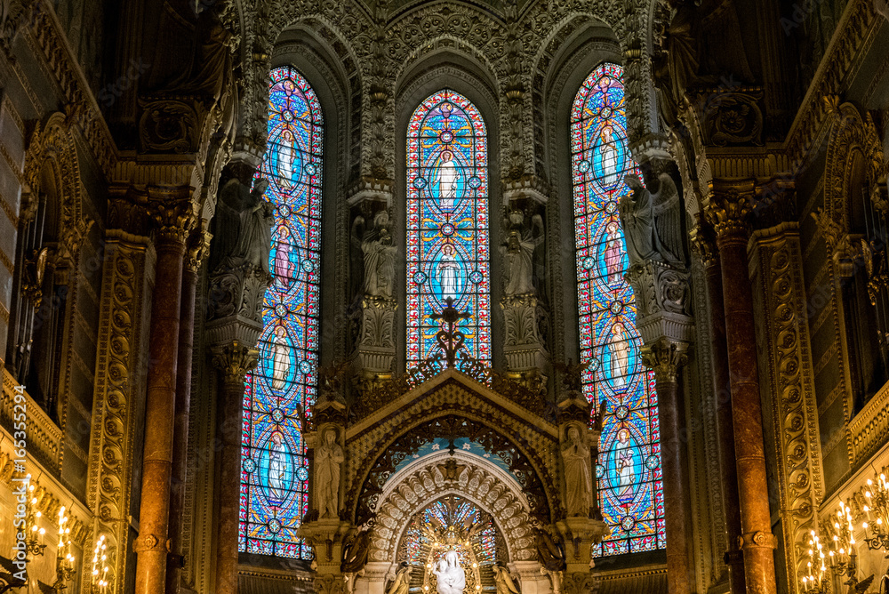 Basilique de Fourvière - vitraux 