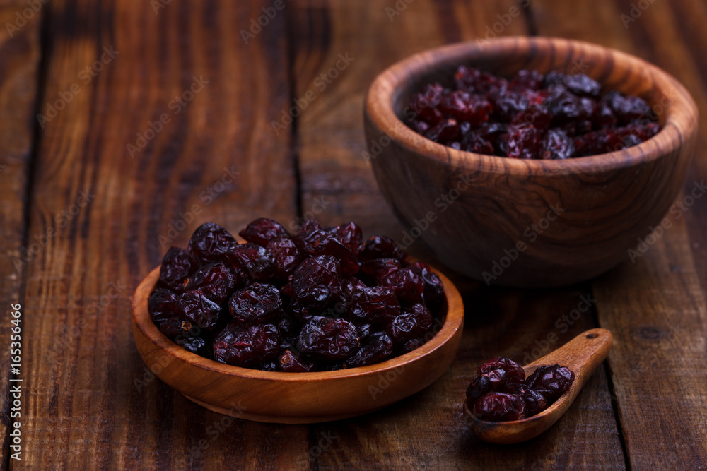dried cranberries in a bowl dried cranberries in a bowl