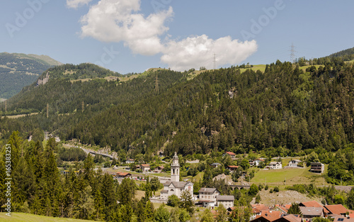 Tiefencastel, Dorf, Julierpass, Passstrasse, Bergstrasse, Alpen, Alpenpass, Pfarrkirche, Albulatal, Bivio, Wanderweg, Graubünden, Sommer, Schweiz photo