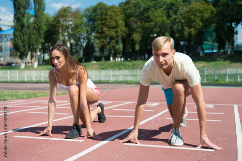 workout and health, sport couple start competition running © be free
