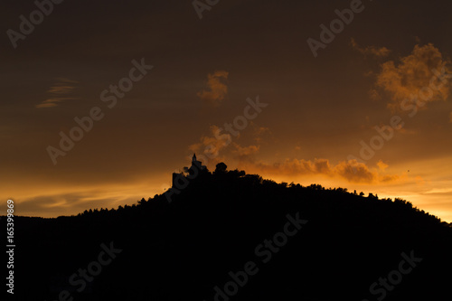 silueta castillo