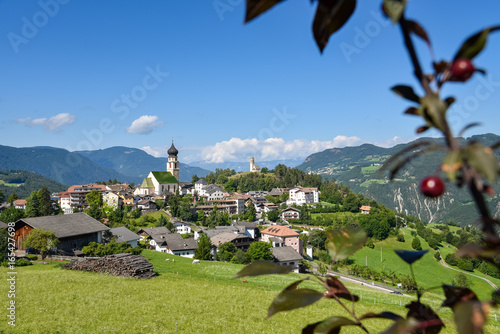 Urlaubsort Völs am Schlern in Südtirol photo