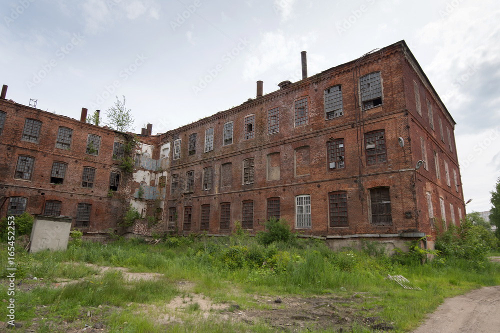 A destroying fabric factory built in the late 19th century. The city of Ivanovo, central Russia.	