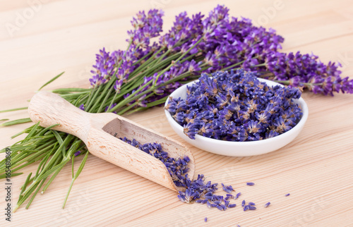Fototapeta Naklejka Na Ścianę i Meble -  lavender flowers / Porcelain bowl with dried  lavender flowers and bouquet with lavender 
