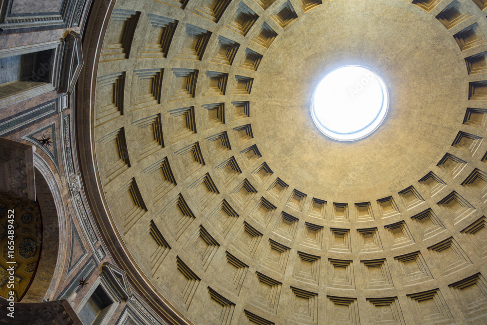 Pantheon - Amazing Rome, Italy