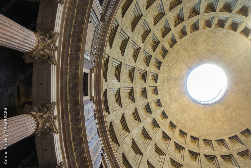 Pantheon - Amazing Rome, Italy