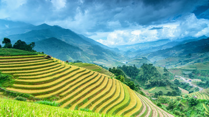 Handdoek met foto Rijstvelden Rijstterrassen Yen Bai bergen  © Vietnam Destinations