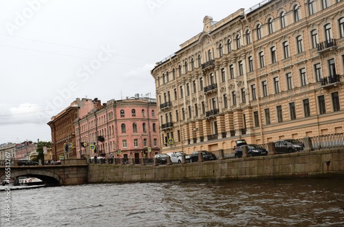Saint-Pétersbourg : Croisière sur la Neva en bateau-mouche (Russie)