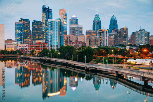 Philadelphia skyline at night Fototapet