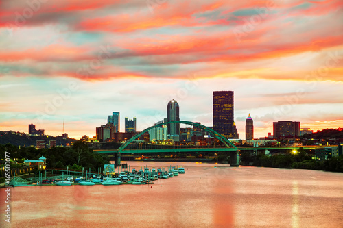 Obraz na płótnie Pittsburgh cityscape with the Ohio river w salonie