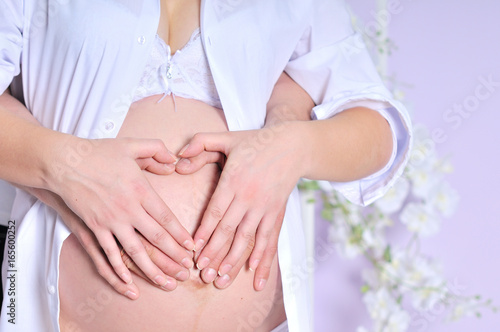 Wallpaper Mural Young, pregnant woman Torontodigital.ca