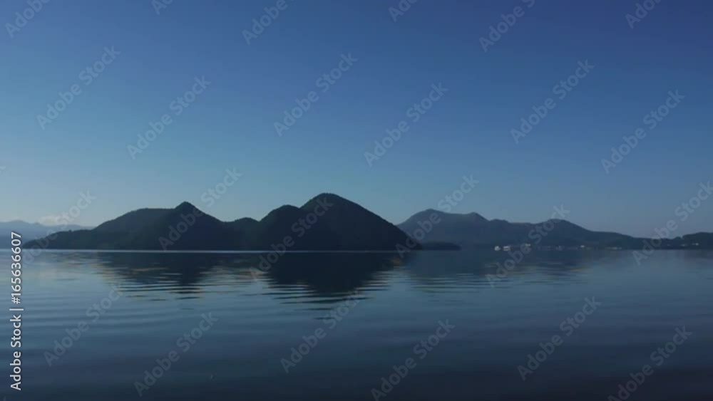 7月の湖 北海道洞爺湖 7月の湖 北海道洞爺湖