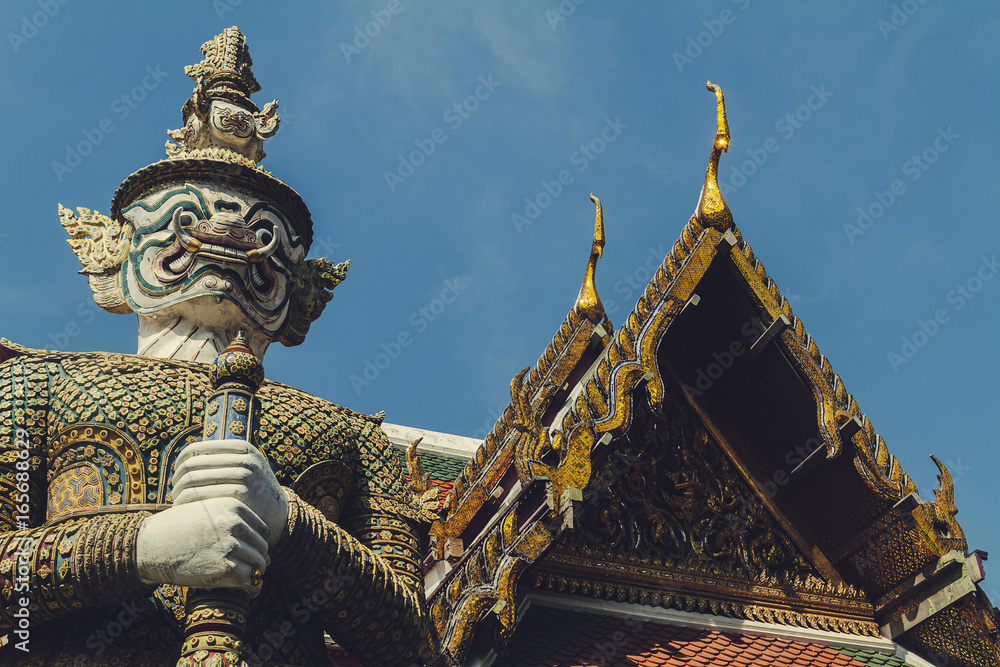 Fototapeta premium Mighty