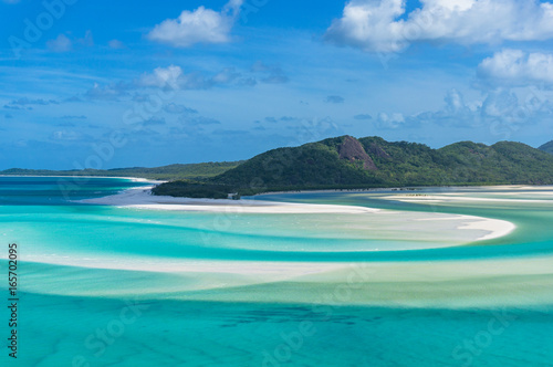 Spectacular view of picturesque Whitsunday island beach and lagoon