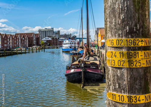 4687 Husum-Hochwassermarken photo