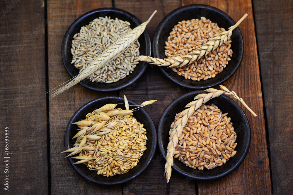 Weizen,Roggen,Dinkel,Hafer Stock Photo | Adobe Stock