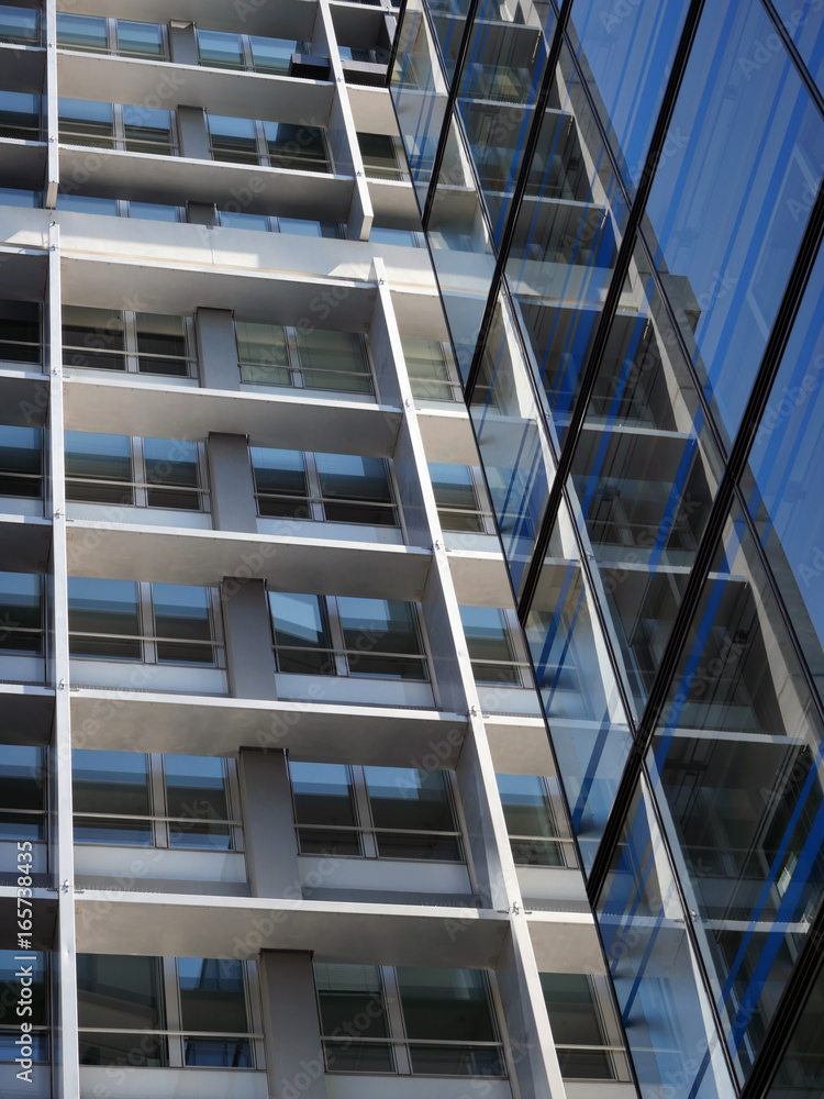 Gebäude Reflexionen, abstrakte Spiegelungen Gebäude Reflexionen, abstrakte Spiegelungen