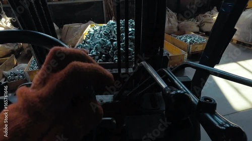 Forklift Small cargo truck drives