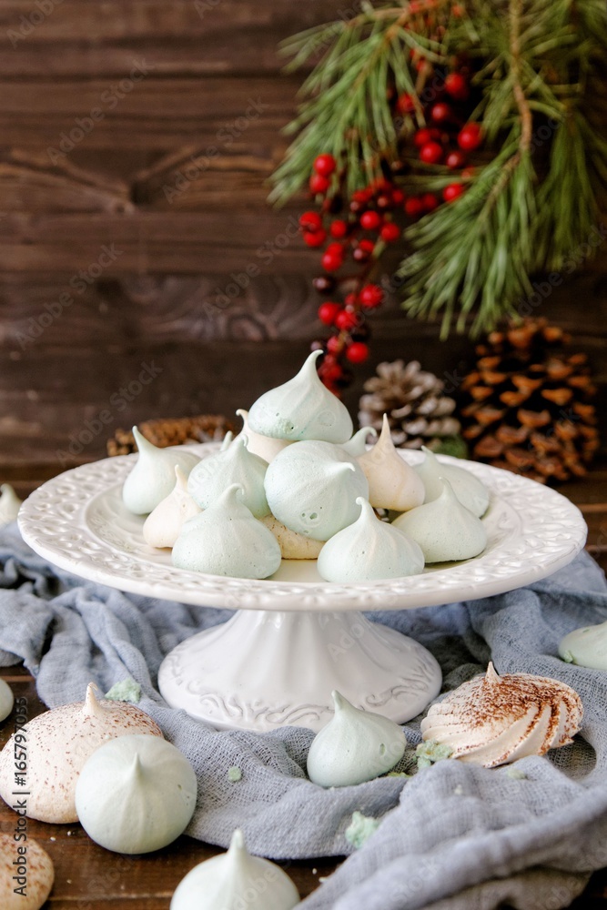 Little meringues made from aquafaba Little meringues made from aquafaba