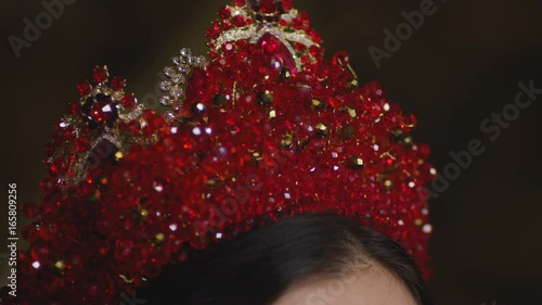 Luxury Crown Jewelry