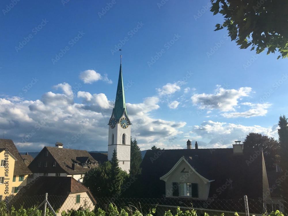 Kirche in Zollikon in der Schweiz 