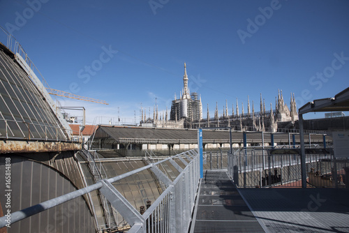 Vista del Duomo di milano dall'alto della Galleria Vittorio  Emanuele photo